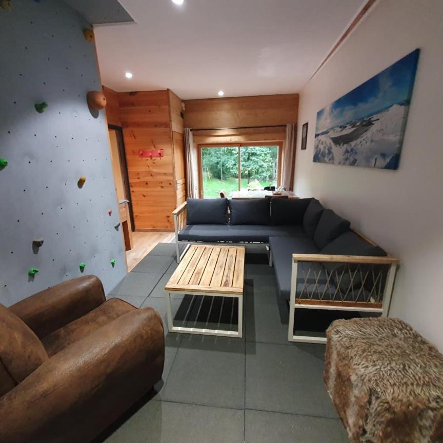 Chambre D'Hotes Aux Pays Des Sucs Saint-Hostien Esterno foto